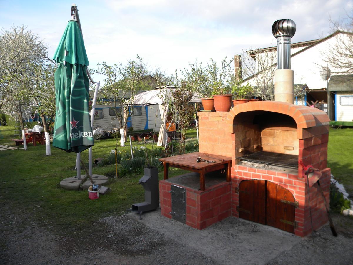 Camping Casuta Mihaela Crisan  Exteriör bild